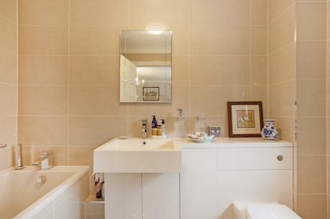 67370_3 Bury Road Poole (31).jpg