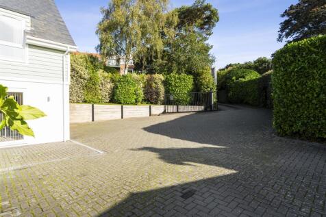 24 Birchwood Road (3).jpg