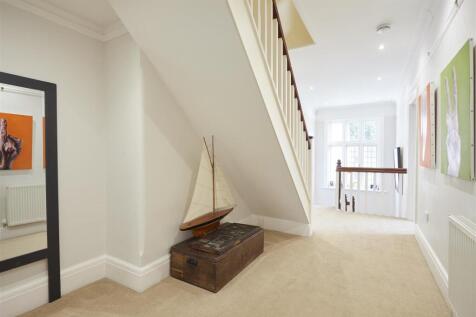 25_SPURHILL_AVE_023.jpg