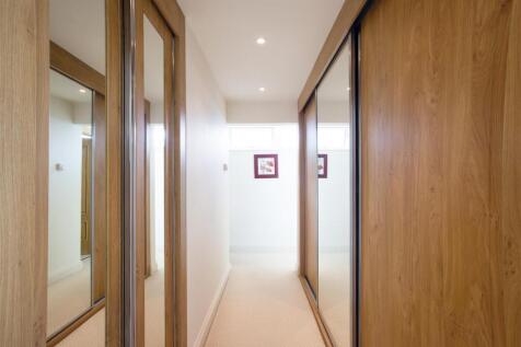 32B Salterns Way 320446 15.jpg