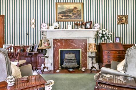 fireplace.jpg