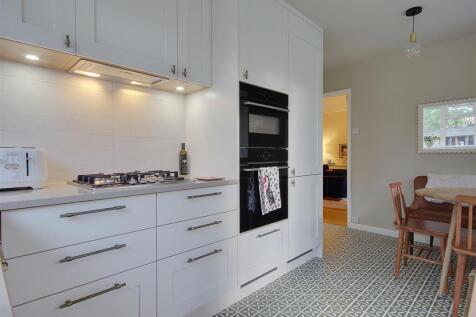 29 Kitchen D.jpg