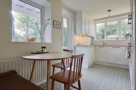 26 Kitchen A.jpg