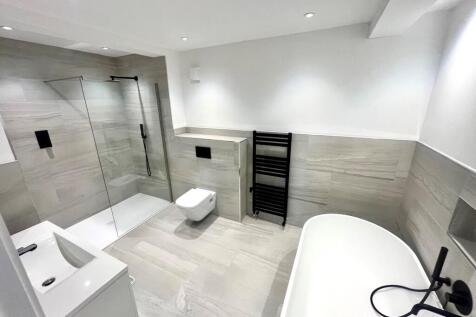 En-suite Bathroom