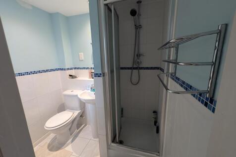 En-suite Bathroom