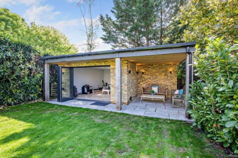 Gym Outbuilding