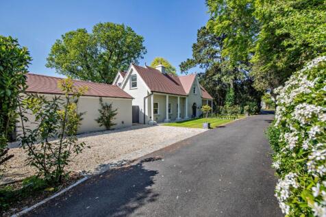 Oak Tree House