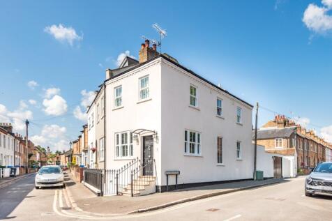 1 Helena Road