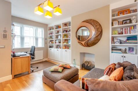 Formal Lounge