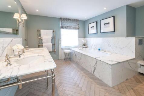 Principal Ensuite