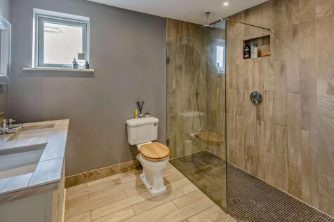 En Suite Shower Room