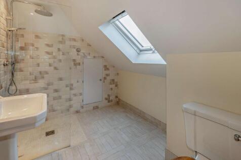 Family Shower Room