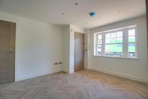1 Clarence House Lou