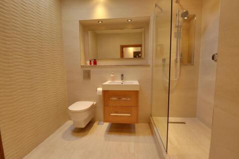 Master Ensuite