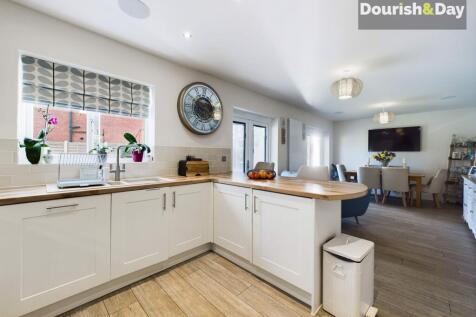Contemporary Living Kitchen