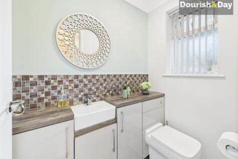 Downstairs Guest WC