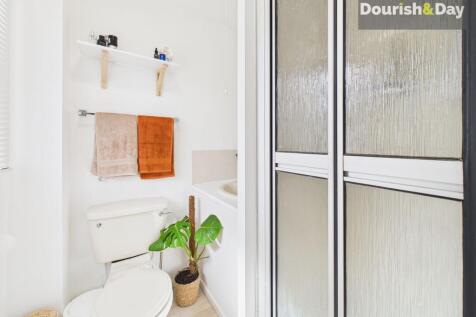 Ensuite Shower Room