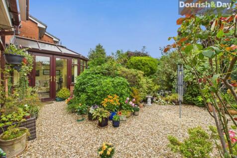 Rear Garden Patio