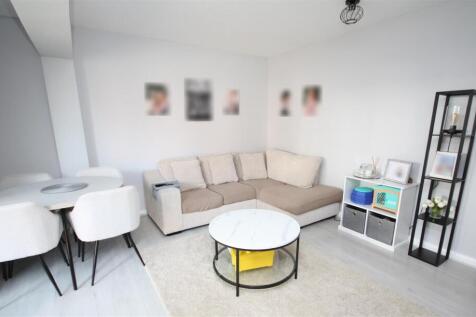 lounge seating area.jpg
