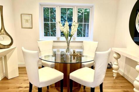 Dining Room.jpg