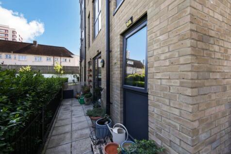Property Image 9