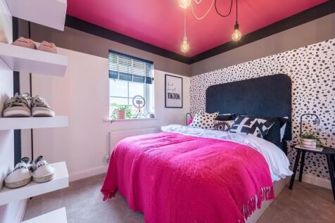 Chester Show Home double bedroom Hampton Beach