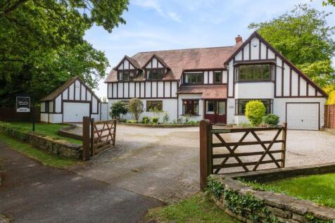 1724 Warwick Road_1.jpg