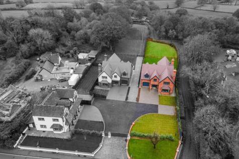 Oakley House_2 B&amp;W 2.jpg