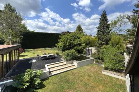 garden elevated.jpg