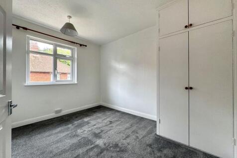 bedroom2.jpg