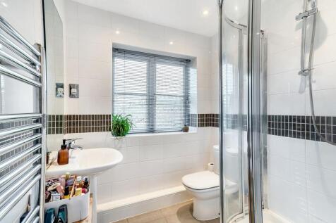 Master en-suite