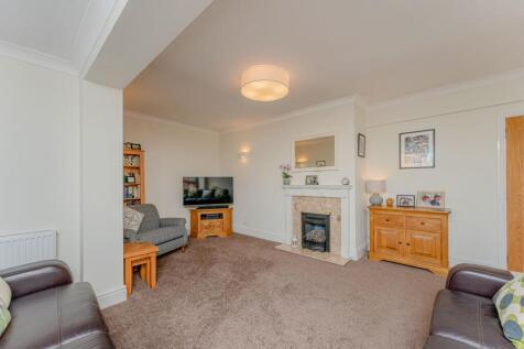 Front lounge