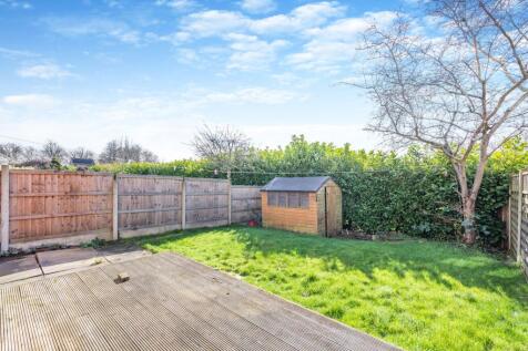 Garden to rear