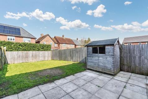 Garden to rear