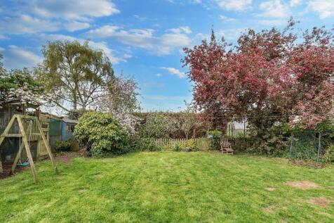 Garden to rear
