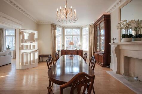 21 harley house 2696 din1.jpg