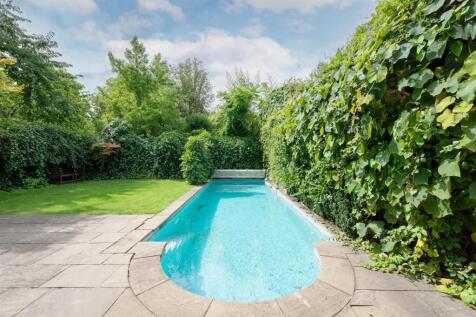 Cavendish Avenue Hi-30.jpg