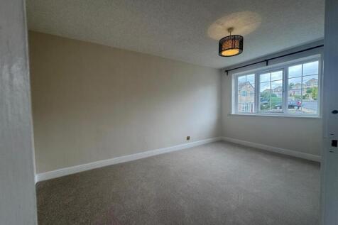 Bedroom One.jpg
