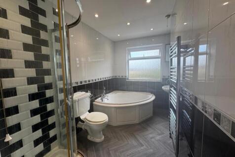 House Bathroom.jpg
