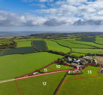 Lot 13 Setting