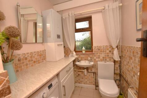 Utility/Cloakroom WC