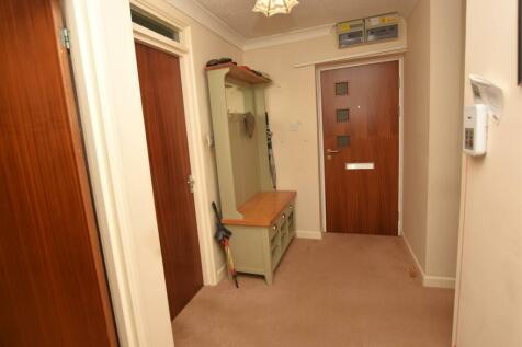 Private Entrance Hall