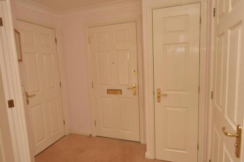 Private Entrance Hall