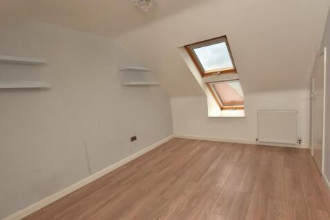 Bedroom 2 (2nd floor)