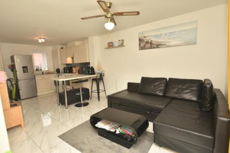 Kitchen/Family Living Room