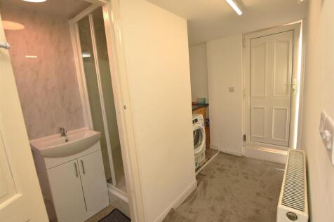 Side Lobby/Utility Room