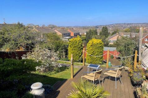 Garden &amp; Views