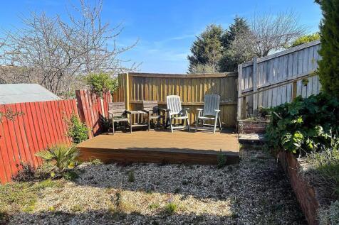 Lower Garden &amp; Decking