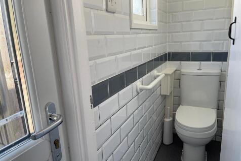 Cloakroom WC