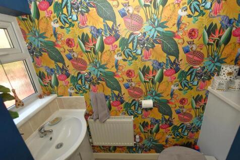 Cloakroom/WC